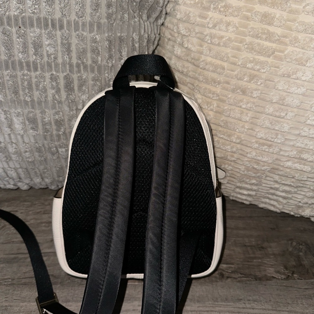 Coach Cream Pebbled Leather Backpack - Picture 4 of 5